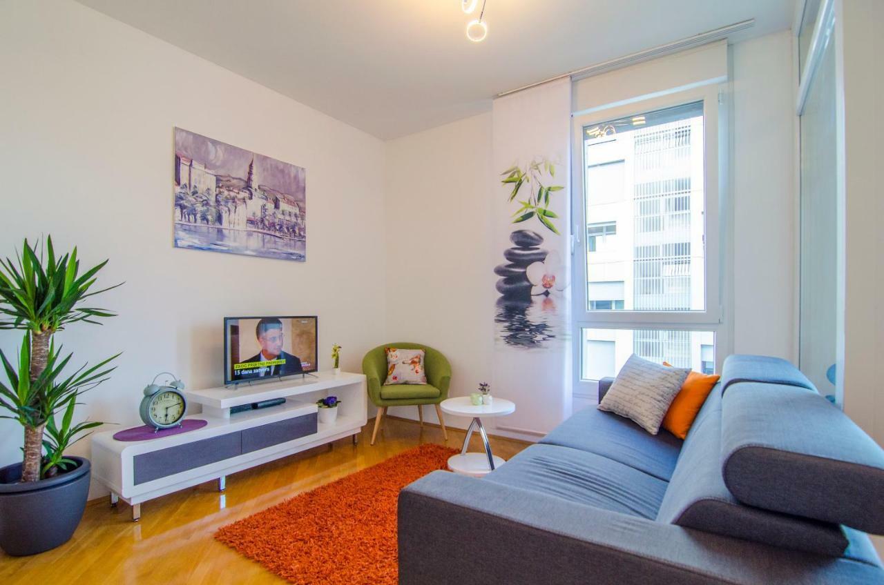 Split Apartment Sinisa Exterior photo