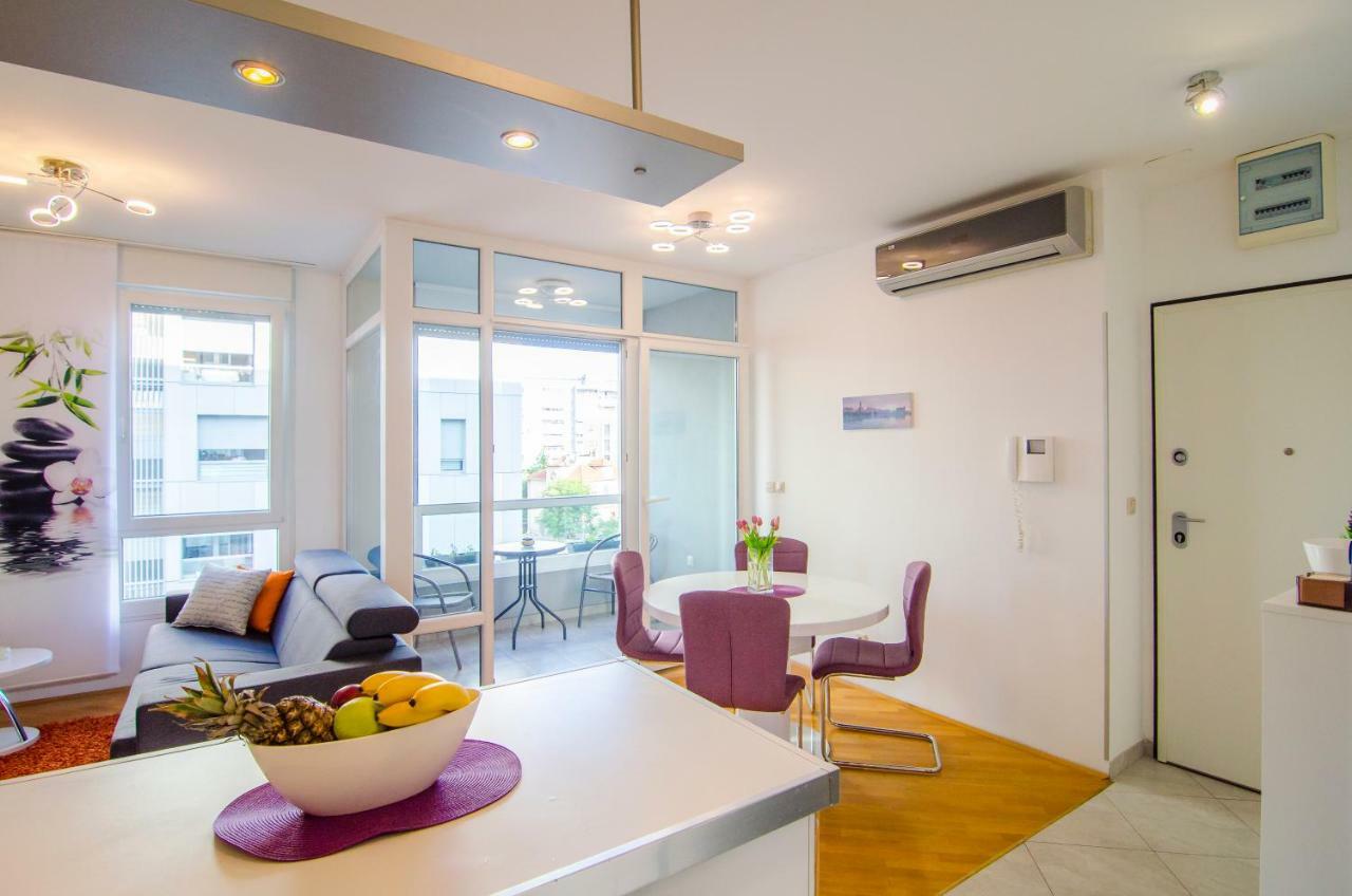 Split Apartment Sinisa Exterior photo
